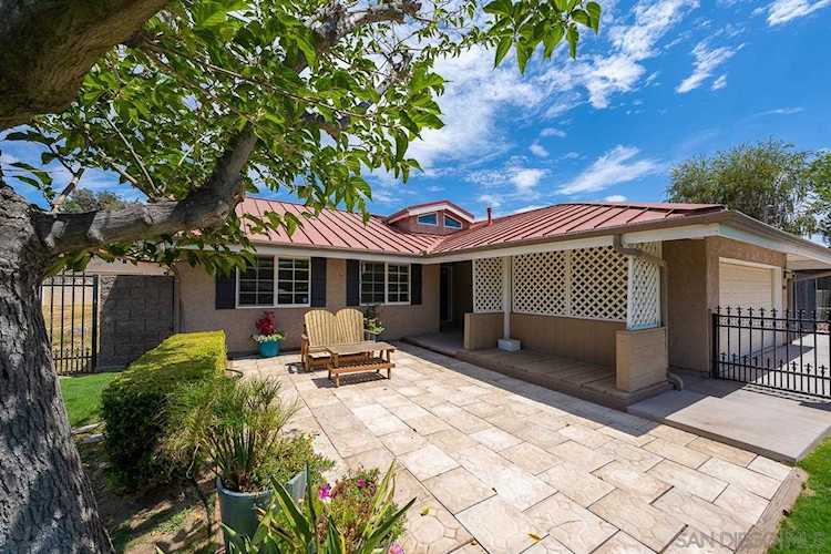 13610 Putney Rd Poway, CA 92064