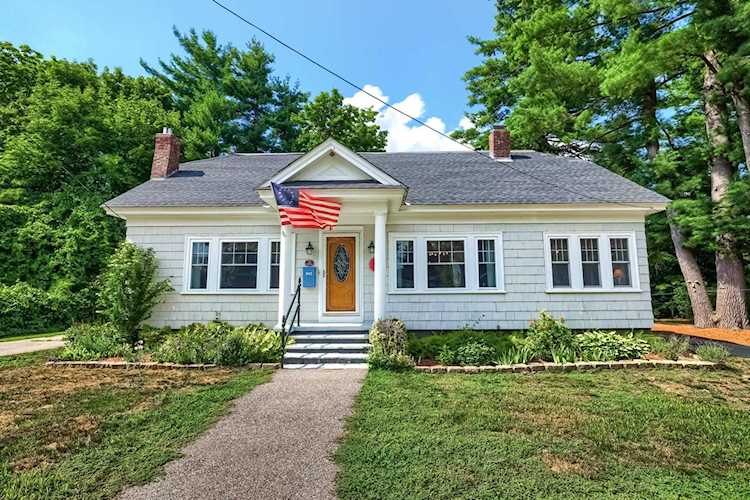 26 Rockingham St Concord, NH 03301