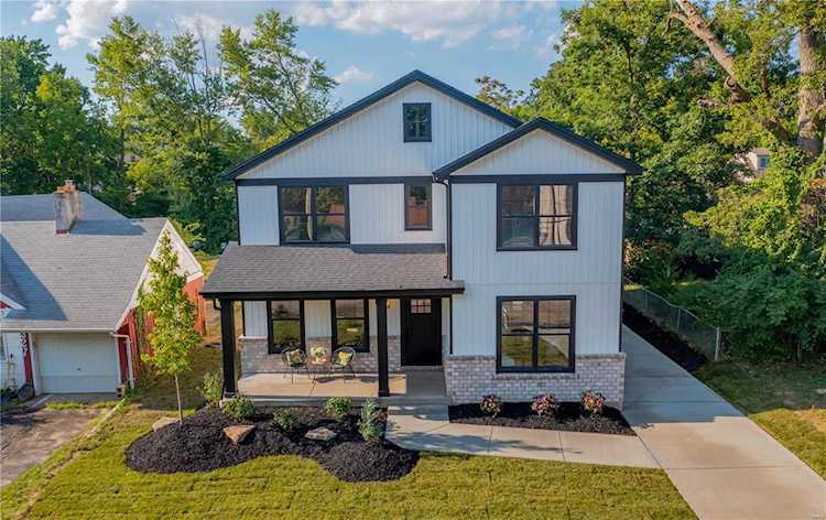 323 Lee Ave Kirkwood, MO 63122