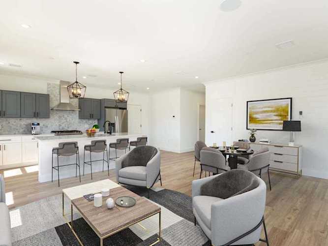 2 Neponset Ave #202 Boston, MA 02122