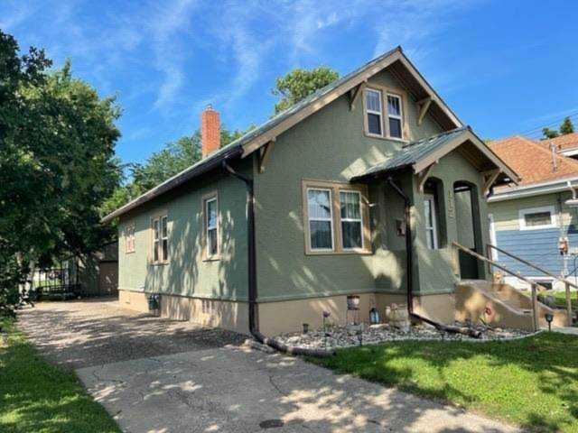 112 NW 6th Ave Minot, ND 58703