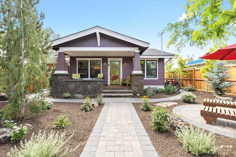 1027 NW Albany Ave Bend, OR 97703
