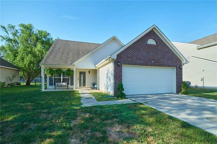 8197 Crumwell Dr Avon, IN 46123