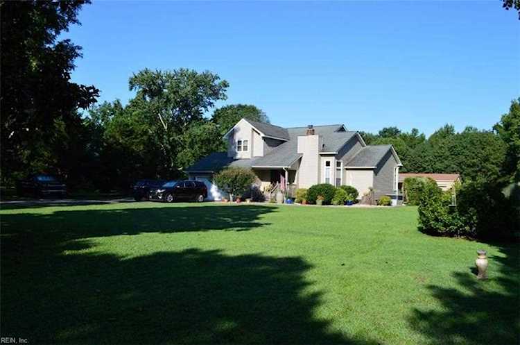 168 W Gibbs Rd Knotts Island, NC 27950