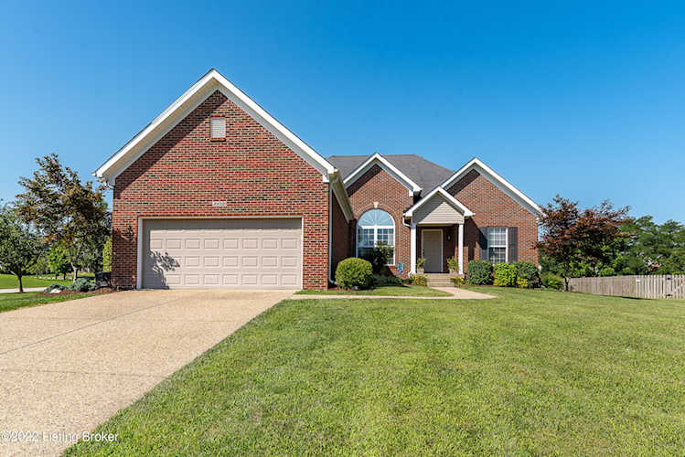 2200 Morgan Place Ct La Grange, KY 40031
