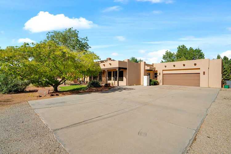 1302 N Homespun DR Leeds, UT 84746