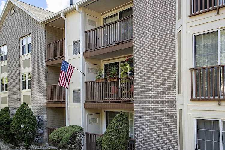 152 Cannongate Iii Rd Nashua, NH 03063