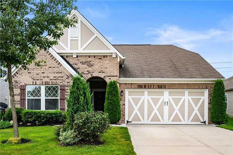 5765 White Pine Rd Whitestown, IN 46075