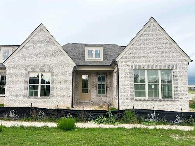 8739 Bedfordshire Dr Bartlett, TN 38133