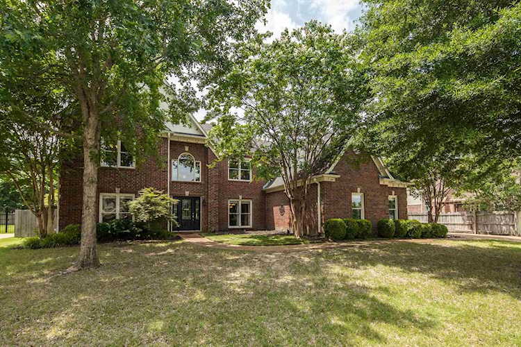 1095 Sunriver Dr Collierville, TN 38017 | MLS 10130397 Photo 1