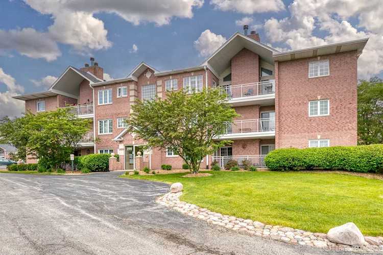 17910 Settlers Pond Way #1D Orland Park, IL 60467
