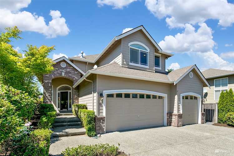 121 243rd Place SE Sammamish, WA 98074