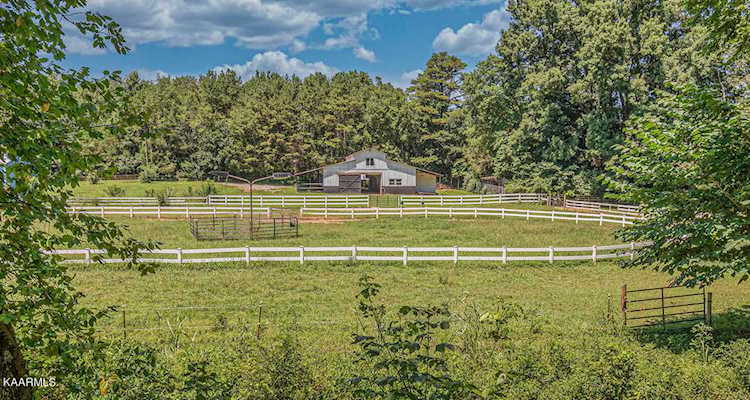 4920 Shipe Rd Corryton, TN 37721