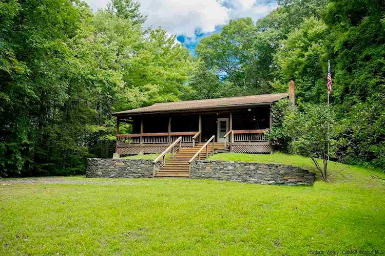 1414 Lucas Ave Cottekill, NY 12419