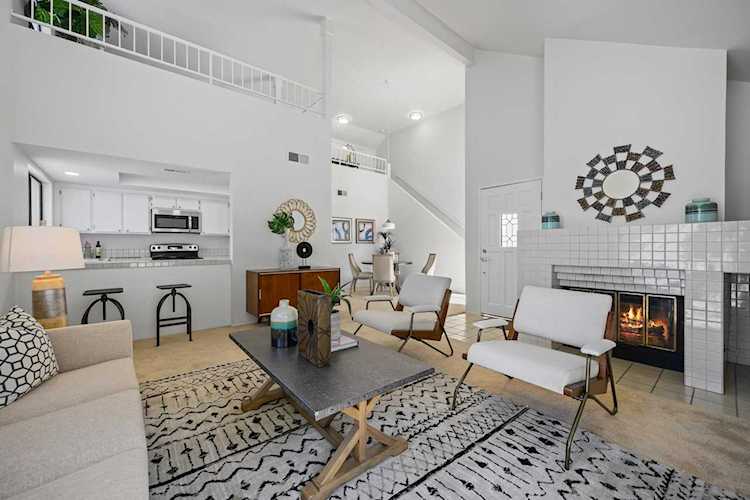 544 Via De La Valle #A Solana Beach, CA 92075