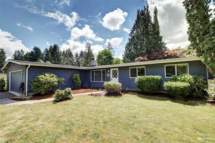 18617 NE 165th St St Woodinville, WA 98072