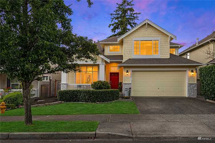 11516 SE 85th St Newcastle, WA 98056