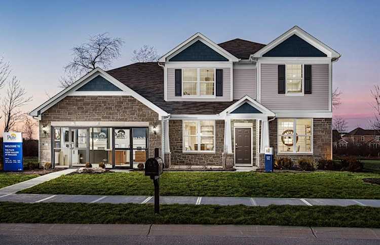 6818 Oakcrest Dr Mccordsville, IN 46055