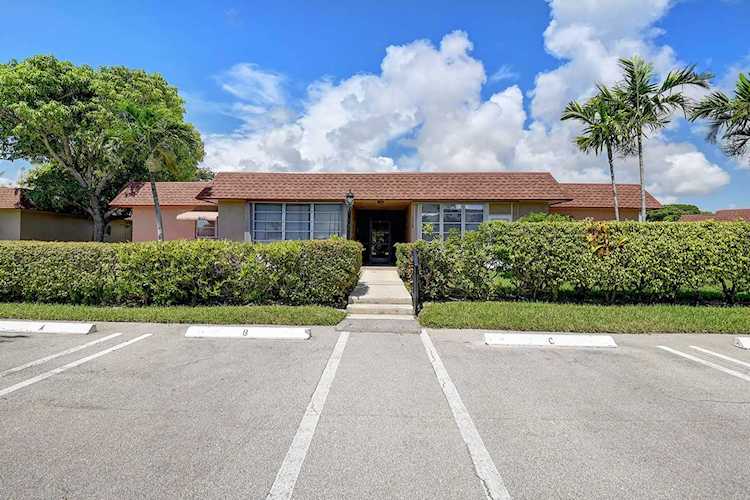 1916 Palmland Drive #2 Boynton Beach, FL 33436