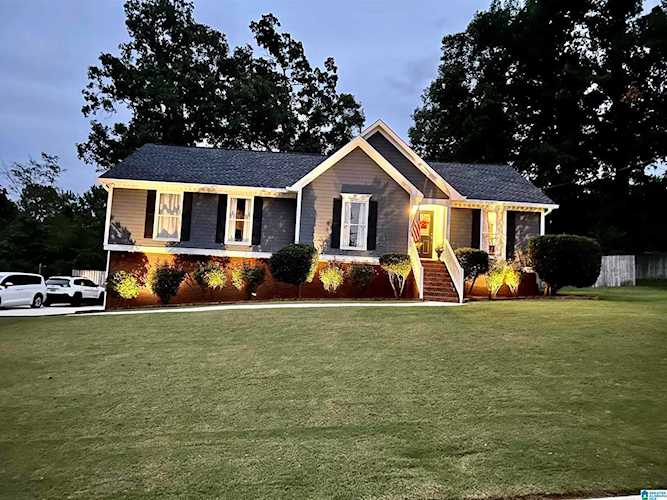 107 Black Walnut Lane Trussville, AL 35173