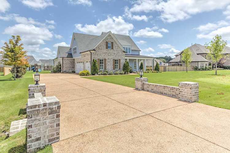 1190 N Greenbrier Lakes Blvd Piperton, TN 38017