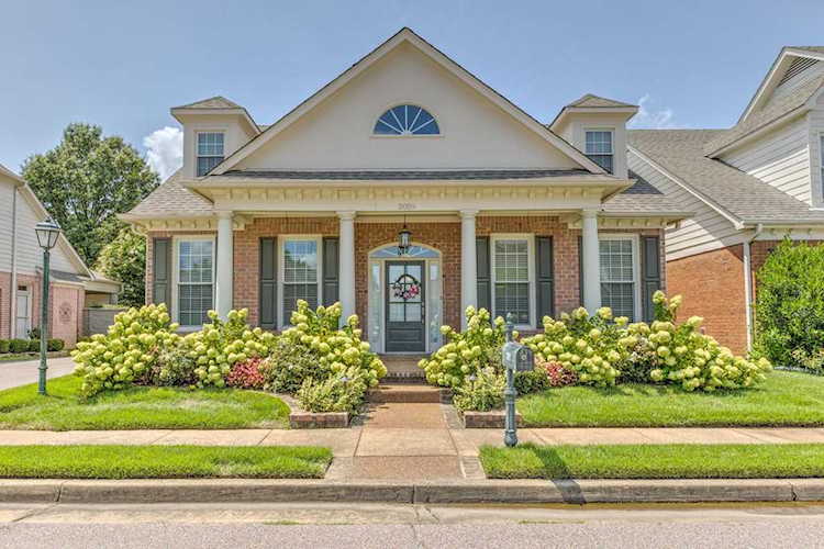 2059 Orians Cove Cv Collierville, TN 38139