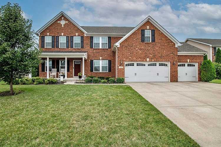 5840 Sunnyvalle Dr Bargersville, IN 46106