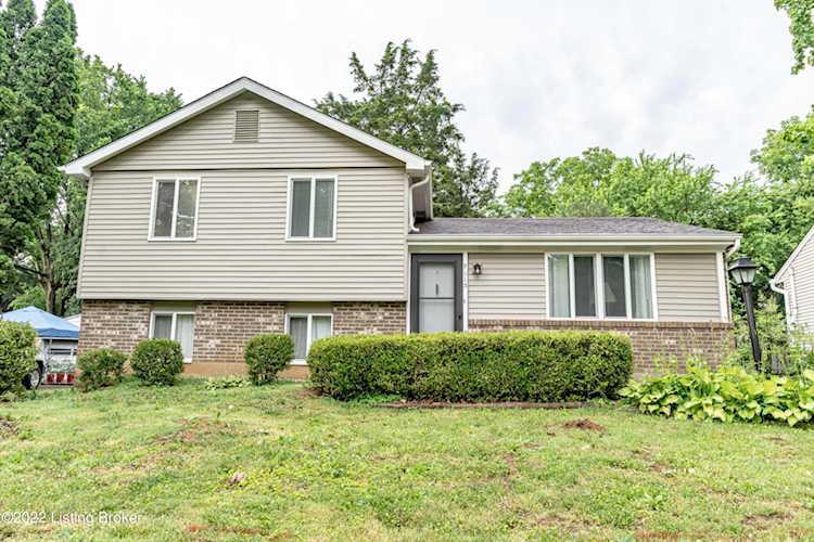 9113 Marse Henry Dr Jeffersontown, KY 40299 | MLS 1615765 Photo 1