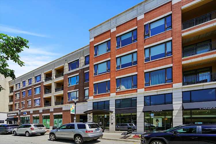 850 Village Center Dr #211 Burr Ridge, IL 60527