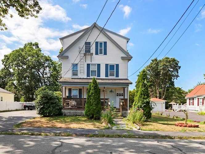 18 Maple St Taunton, MA 02780 | MLS 73021867 Photo 1