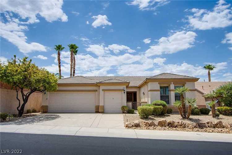 607 Mountain Links Dr Henderson, NV 89012