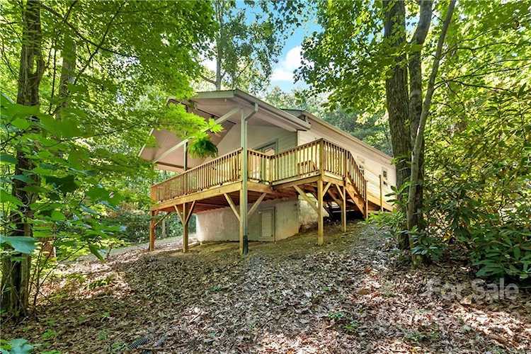 170 High Top Colony Rd Black Mountain, NC 28711