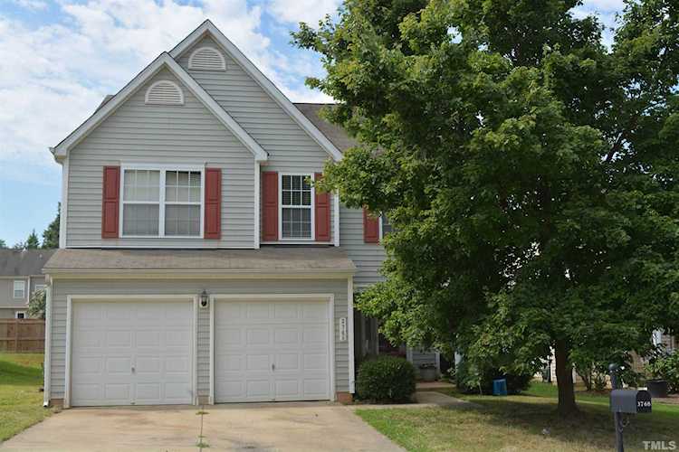 3768 Horseshoe Farm Street Raleigh, NC 27610