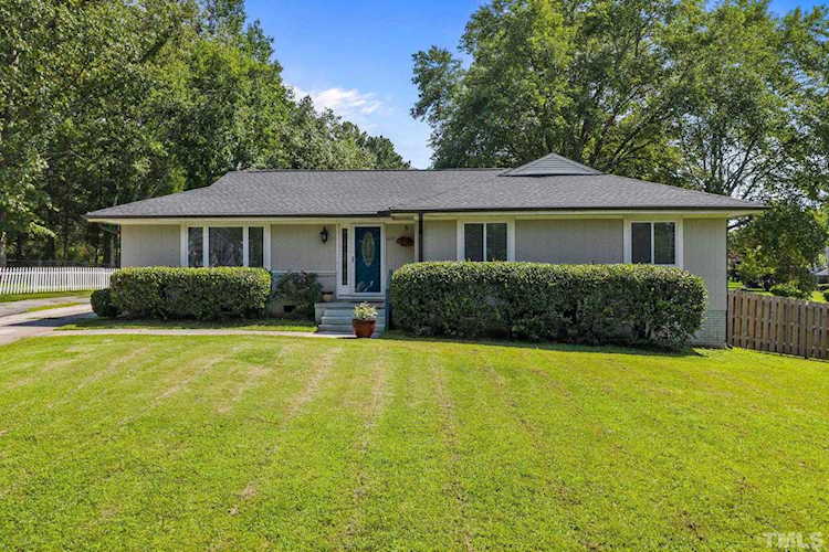 602 Candlewood Place Durham, NC 27704
