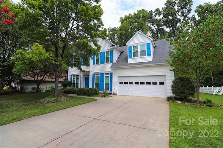3383 Garrett Dr Concord, NC 28027