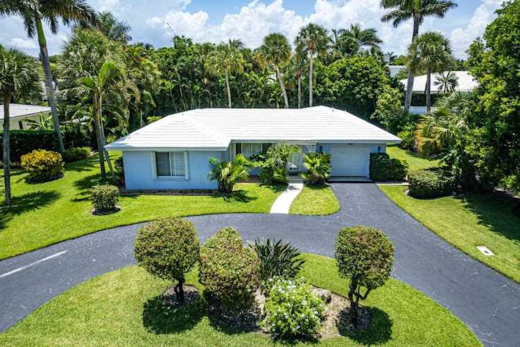 234 Palm Trail Delray Beach, FL 33483