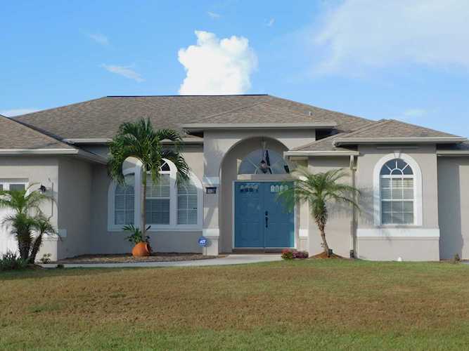 5597 NW Wesley Road Saint Lucie West, FL 34986