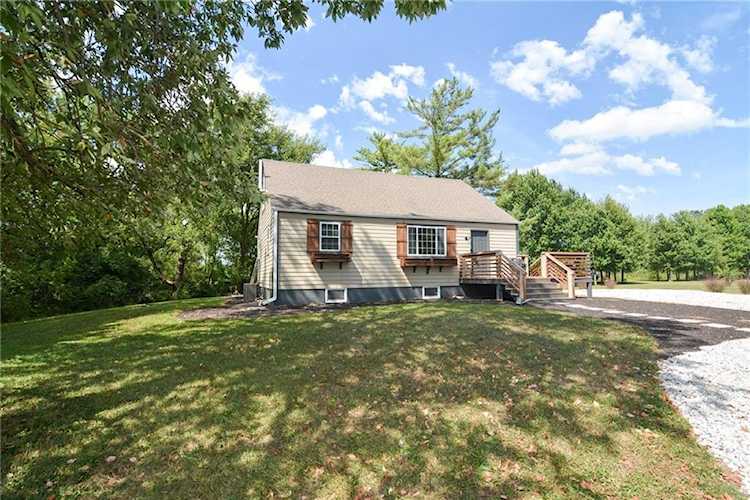 3954 S 565 W New Palestine, IN 46163