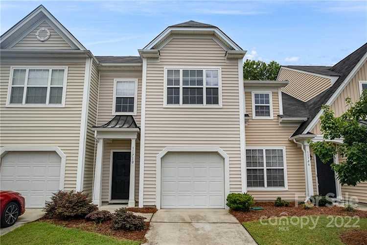 11710 Prideland Ct Charlotte, NC 28273