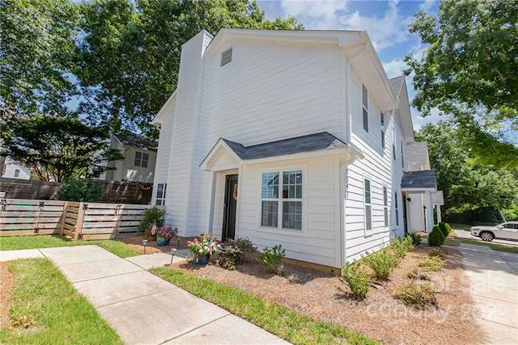 1541 Briar Creek Rd Charlotte, NC 28205