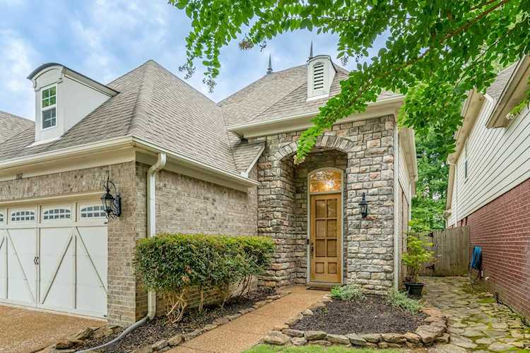 1802 Speyburn Ln Cordova, TN 38016