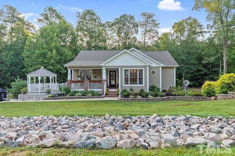 75 Shiloh Lane Youngsville, NC 27596