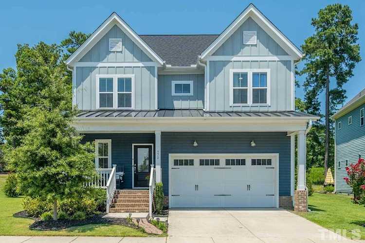 572 Beacon Ridge Blvd Chapel Hill, NC 27516