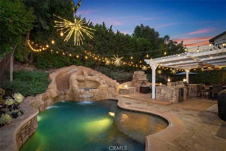 16 Greenvale Rancho Santa Margarita, CA 92688