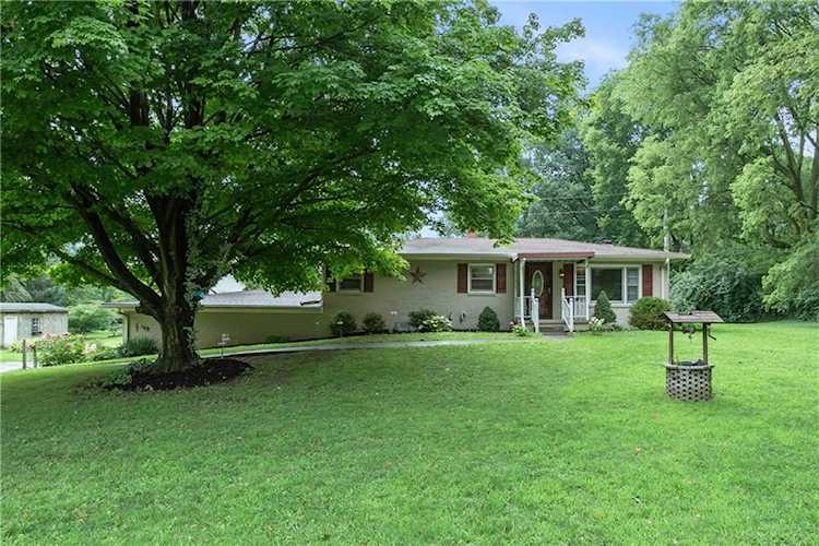 1364 Berry Rd Greenwood, IN 46143