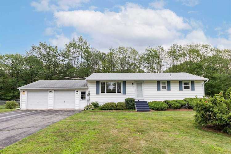 288 Meadow Dr Colchester, VT 05446