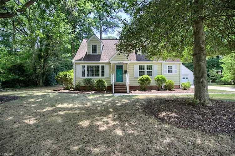 314 Mimosa Dr Newport News, VA 23606
