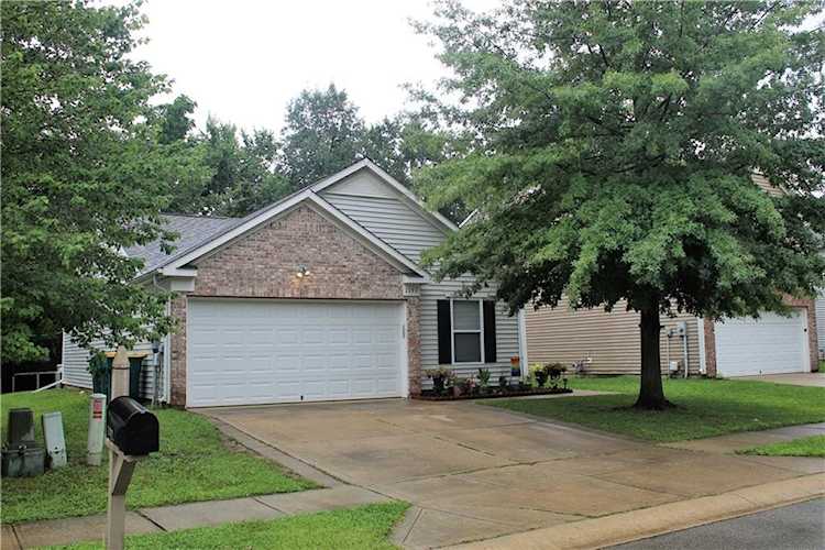 1197 N Aberdeen Dr Franklin, IN 46131