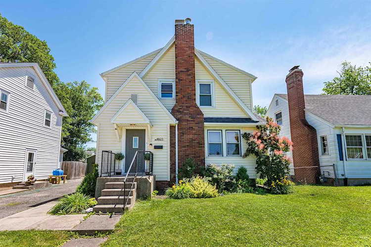 4621 Arlington Avenue Fort Wayne, IN 46807