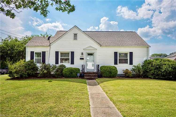8509 Delano St Norfolk, VA 23503
